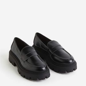 H&M Chunky loafers US size 7(38). New with tag